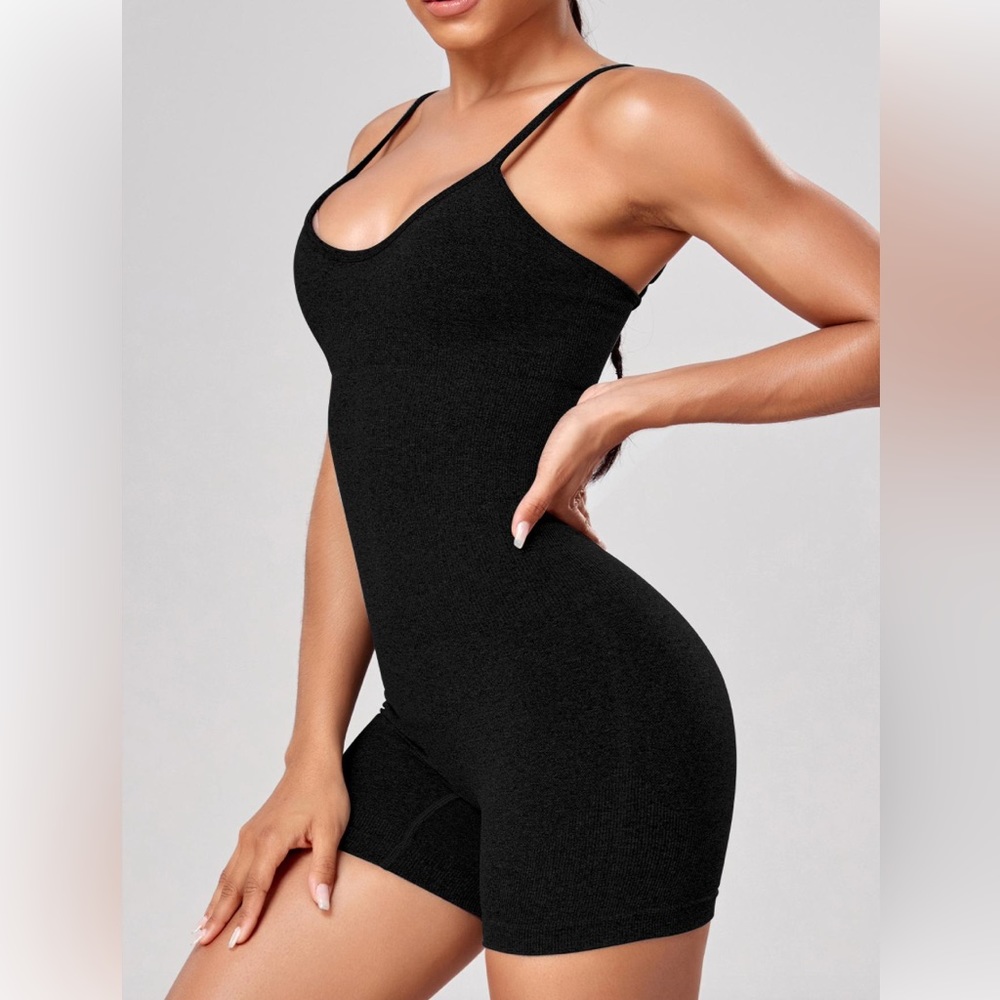 NEW Seamless Sports Romper Yoga Padded Shorts Jumpsuit